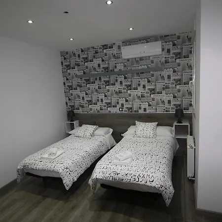 Hostal Mh Fuencarral-2