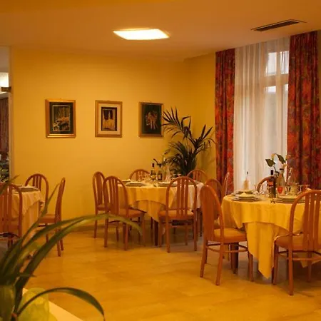 Hotel Augustus-2