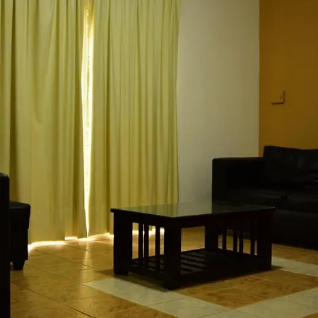 Apartamento Los Abuelos Calle Esteva Berga-2