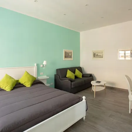 Suite Napoletana-3
