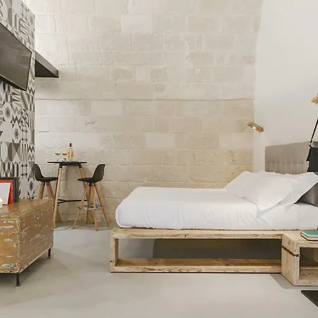Hydria Rooms-2