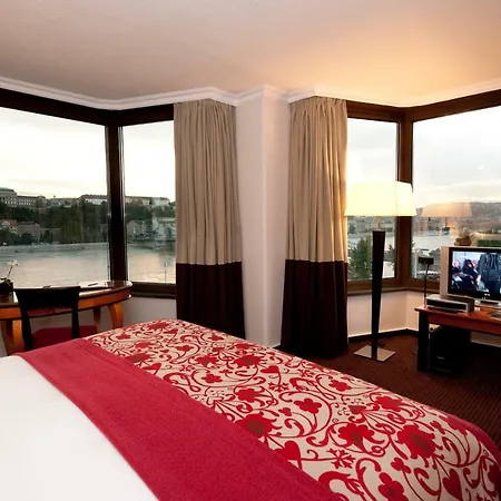 Sofitel Budapest Chain Bridge-3