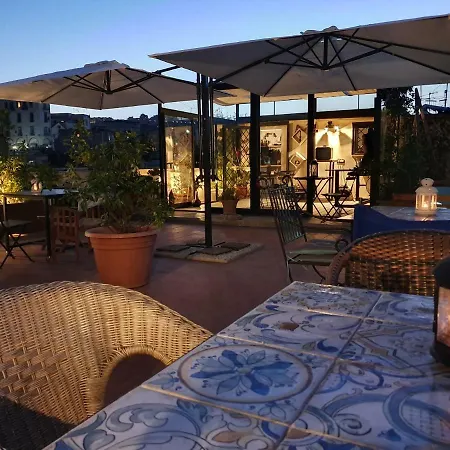 The Spanish Palace, Suites, Rooms, Apartments & Terraces-2