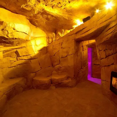 New Emotion Room-2