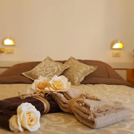 Hotel Romantica-2