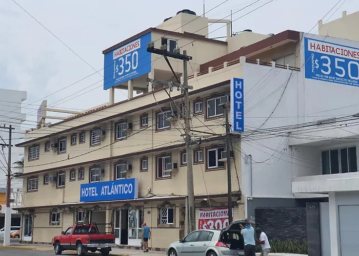 Hotel Atlantico a 150 mts de Playa Martí Veracruz