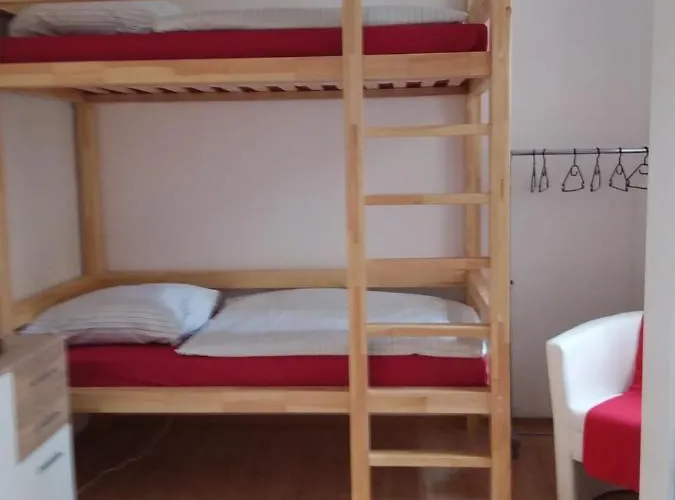 Ostello Living In The Box Berlino