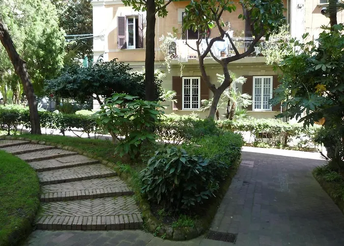 Bed and Breakfast Casa Roger Nápoles