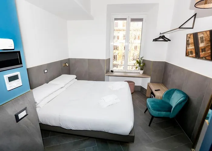 Ottaviano Smart Rooms Roma