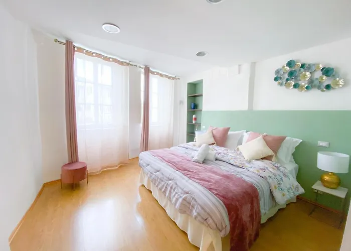 Ororosa Lucca City Center Apartment