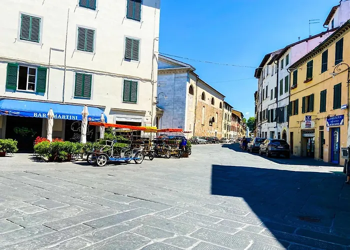 Ororosa Lucca City Center Apartment