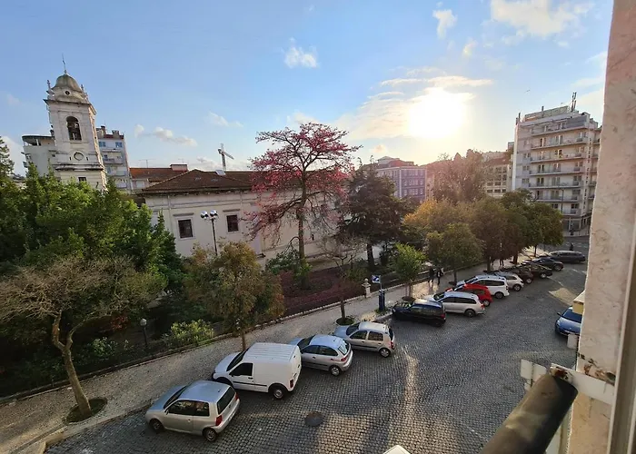 Shangri-La Hostel Anjos Lisboa