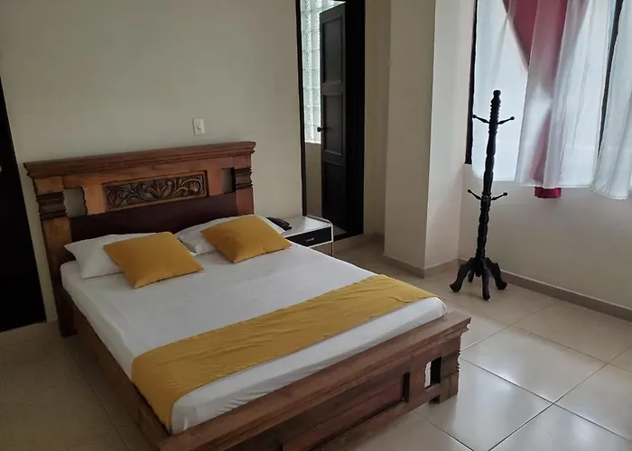 Hotel Cataluna Pereira