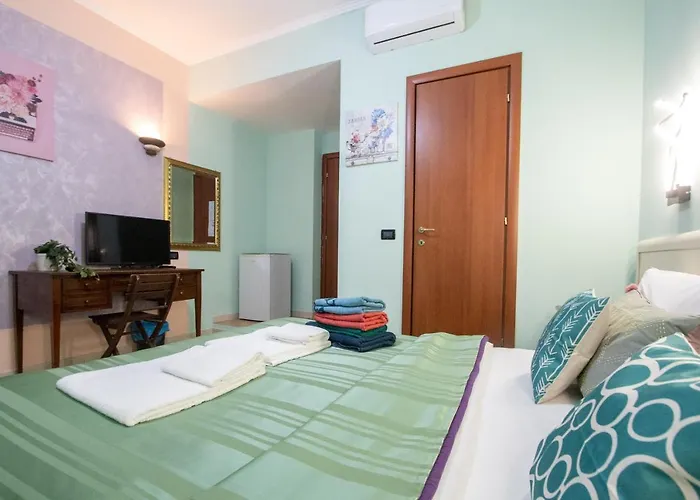 B&B Colorful Suite Yard Roma