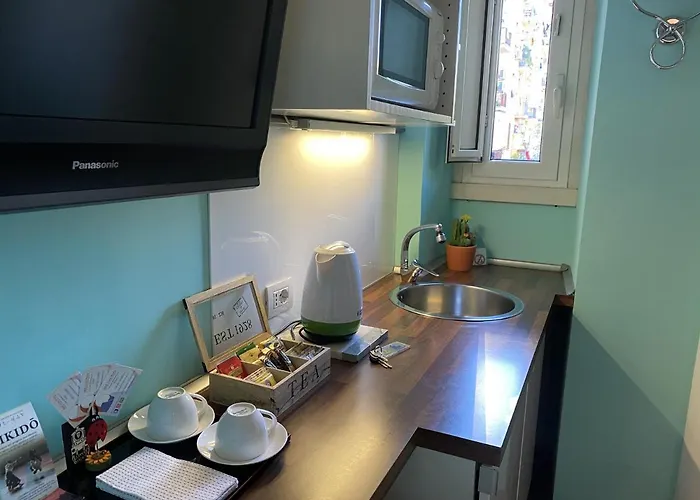 Luna Rossa Roma Guest House