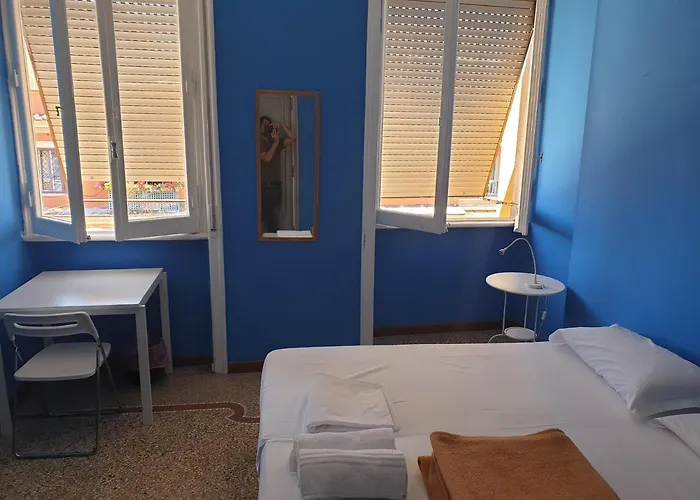 Art In Accommodation Roma