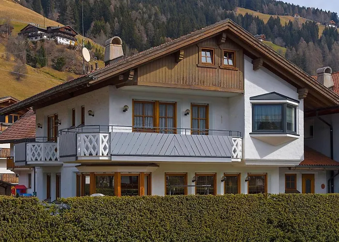 LERCHER WALTRAUD Villa Lercher San Candido