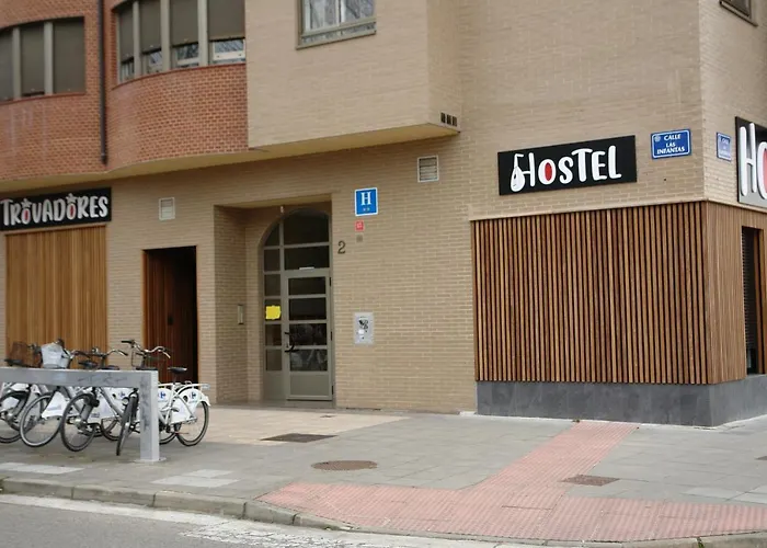 Hostel Trovadores Burgo