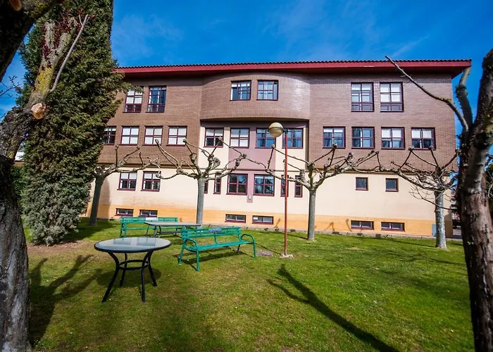 Albergue Residencia Hospital Del Rey Burgo