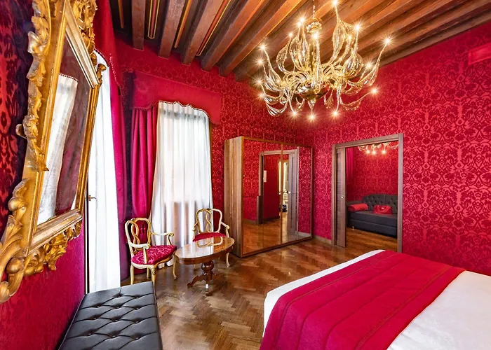 Palazzo San Lorenzo Venezia