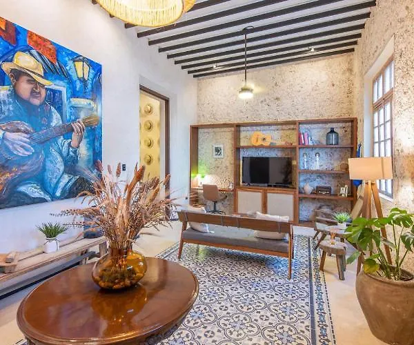 Casa Trova Santa Lucía with Parking by Cercana Mérida