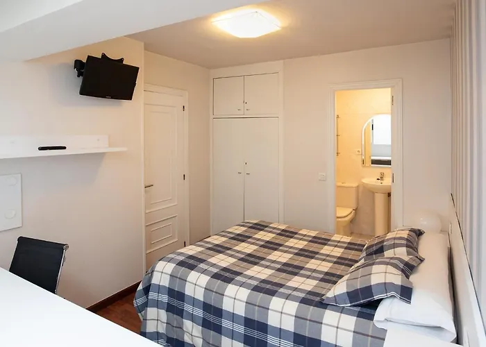 Pension Residencia F&F Santiago de Compostela