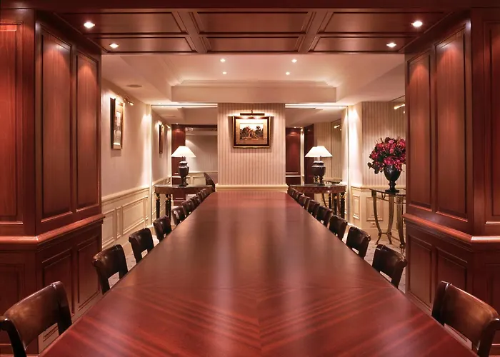 Best Western Premier Trocadero La Tour Parigi