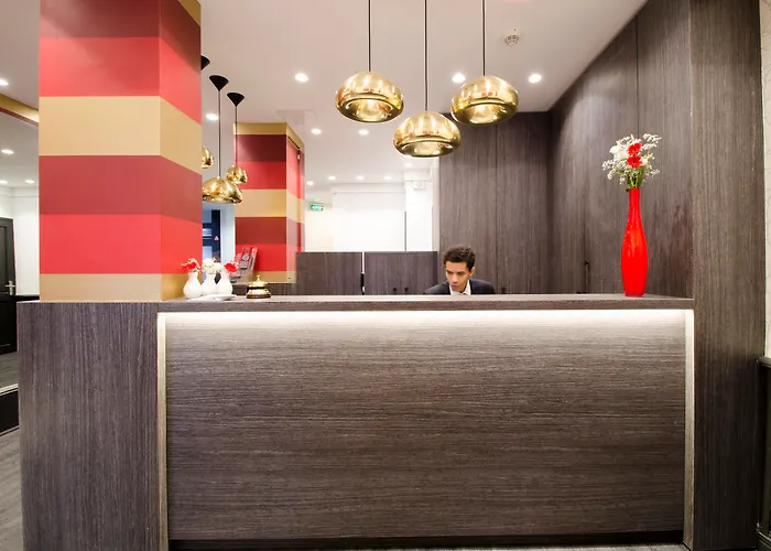 Hotel Migny Opéra Montmartre Parigi