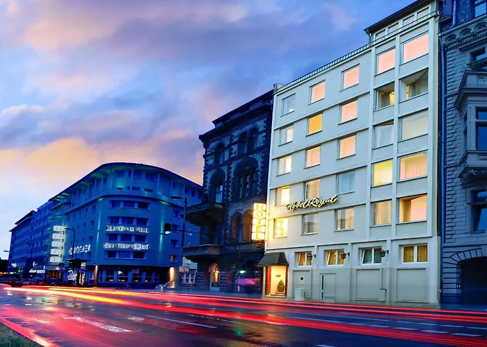 Hansadom Hotel Koeln Central By Mayburgh