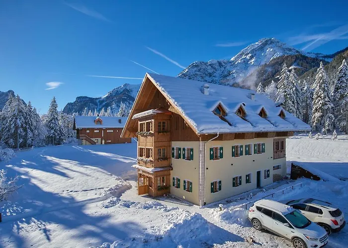 Natura Boutique Chalet Wellness Spa Dobbiaco