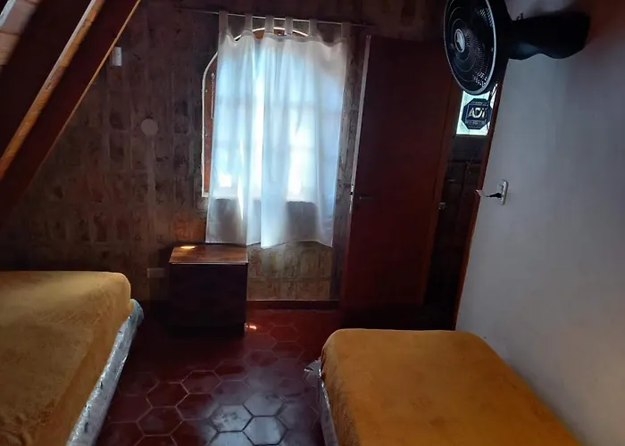 Casa Alpina espaciosa a 2 cuadras del centro de Villa Gesell y a 5 de la playa