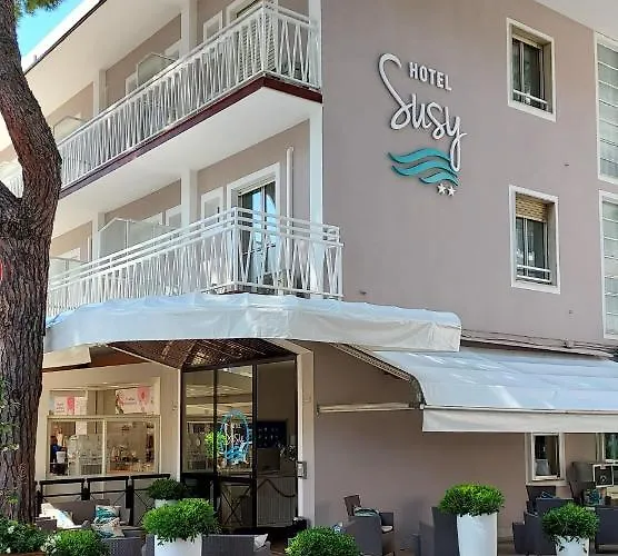 Hotel Susy - Bakery&Gluten Free - direttamente su viale Dante a due passi dal mare Riccione