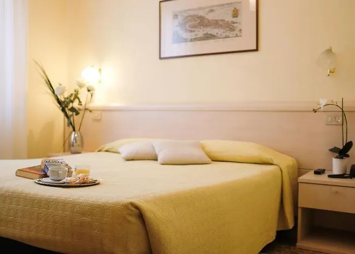 Hotel Santa Lucia Venecia