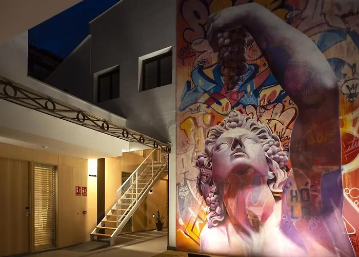 Hotel Mythic Valenza