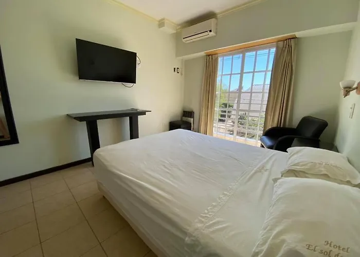 Hotel El Sol de Colon