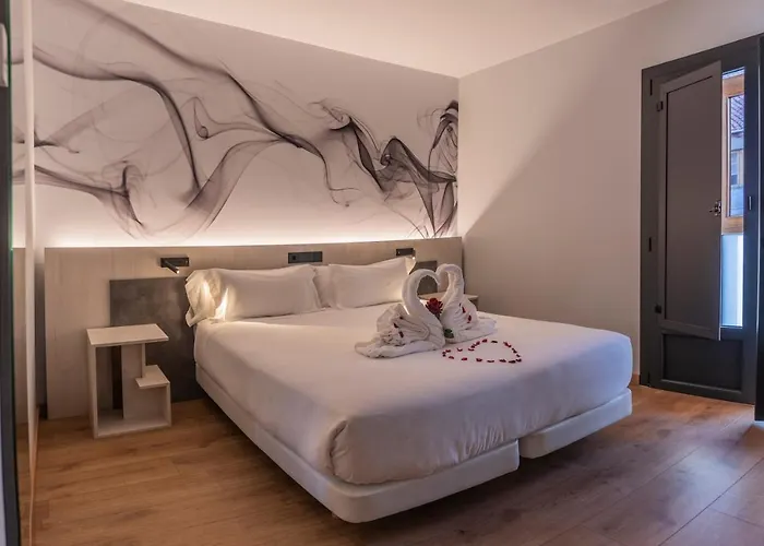 Hotel NERU con Encanto León