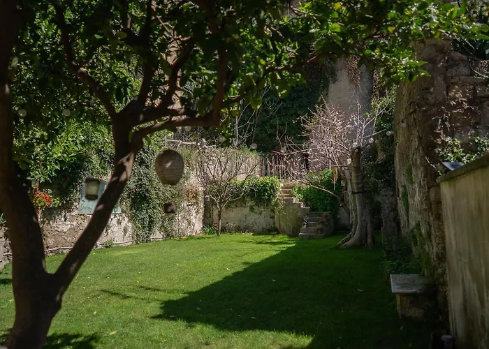 Casa Vayu - Rooms & Garden Napoli
