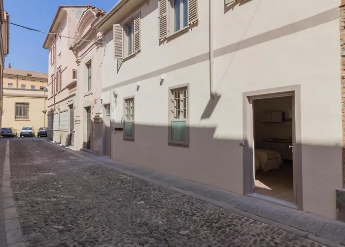 Center Rooms Piacenza