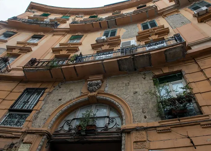 Bed and Breakfast Vivi A Napoli