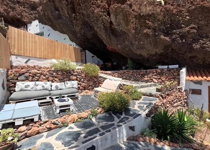 Casa Rural Alessia With Jacuzzi ,Garden & Swimming Pool Santa Cruz de Tenerife
