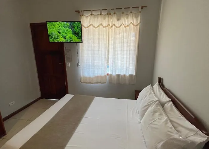 Pousada Brisa Do Leste Paraty