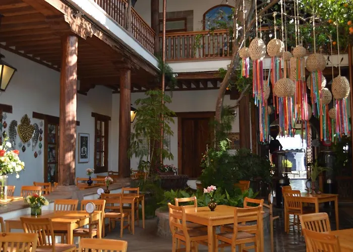 Hotel Casa del Naranjo Pátzcuaro
