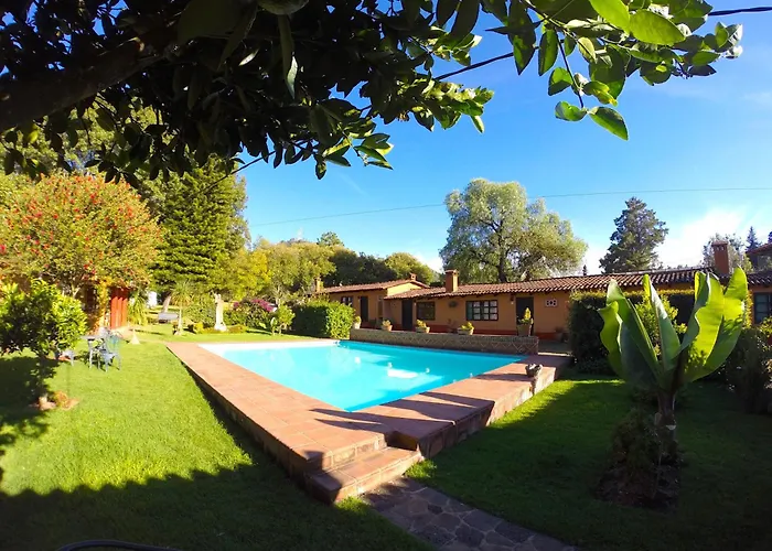 Villa Patzcuaro Garden Hotel&RV Park
