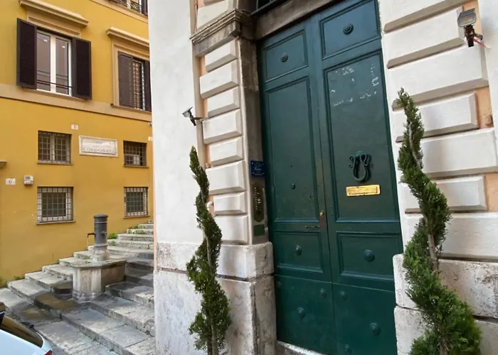 Hotel Trevi Steps Roma