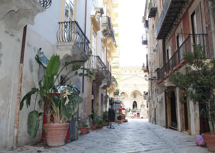 Villa La Siciliana-di fronte la Cattedrale Palermo