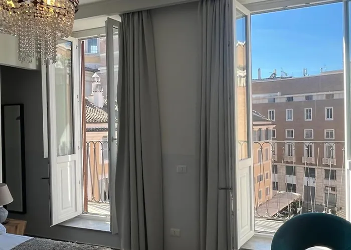 Boutique Suites Della Croce Roma