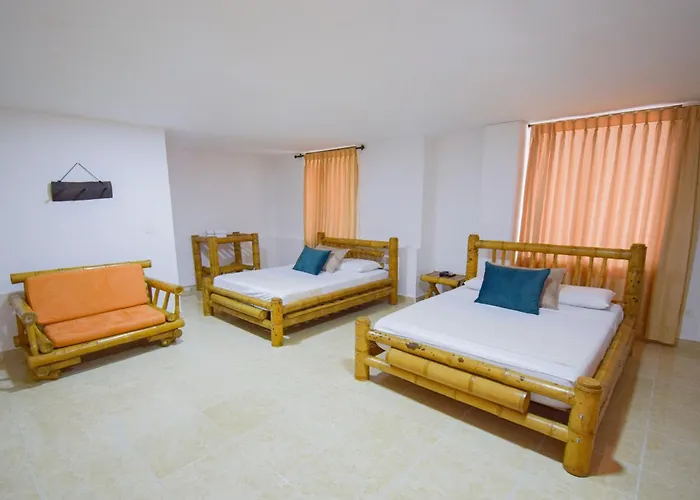 Hotel Toledo Plaza Armenia 