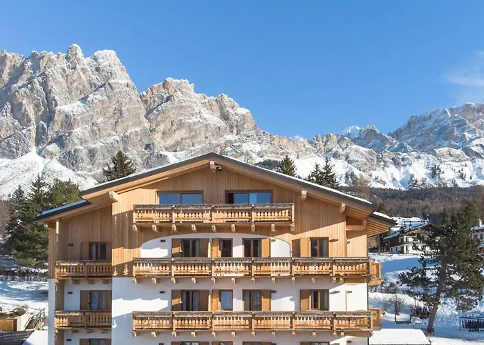 Camina Suite And Spa Cortina dʼAmpezzo