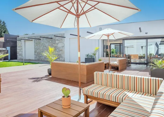 Bfresh Hotel - Padel, Pool & Fitness - Adults Only OOporto