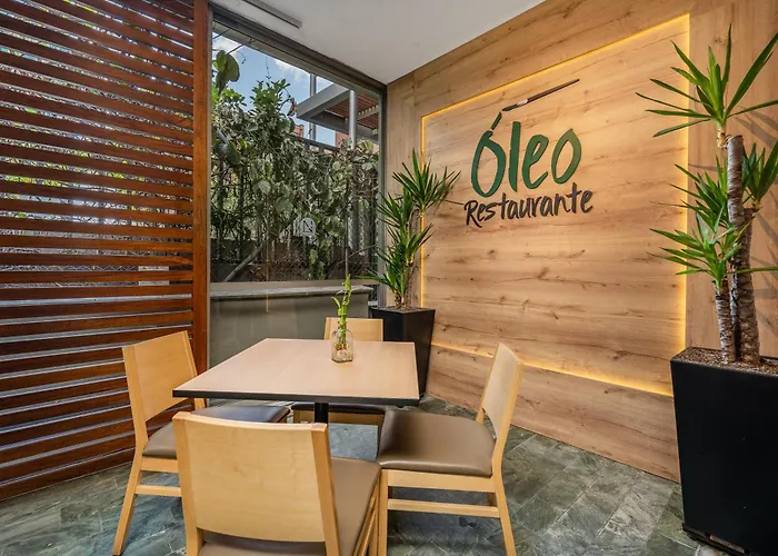 Novelty Suites Hotel - Oviedo Mall Medellín